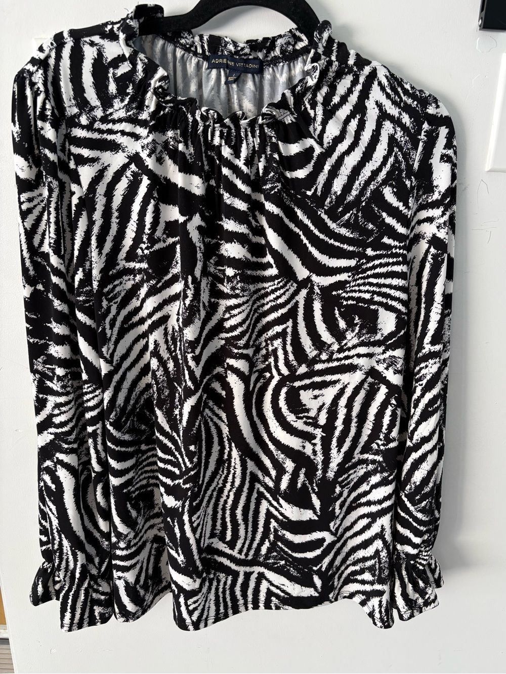 Adrienne Vittadini Black and White Zebra Print Long Sleeve Ruffle Blouse Size L